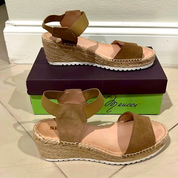 Sesgo Meucci - Picture 1 of 4